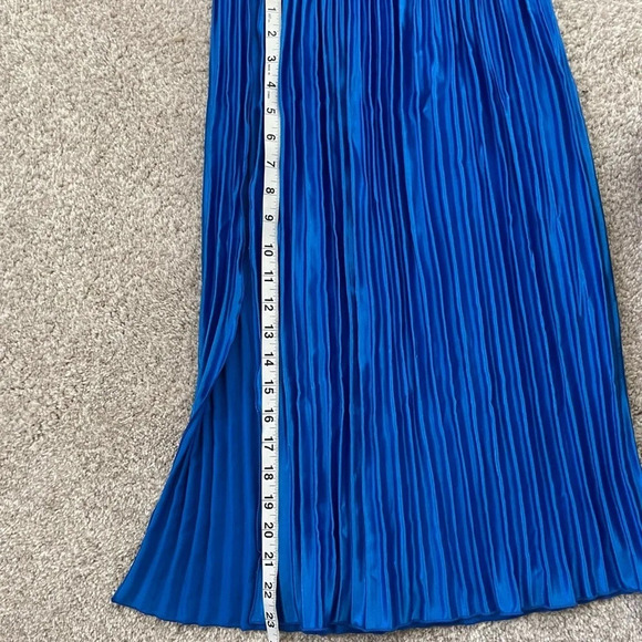 NWT L’idee Soirée Pleated Halter Neck Side Slit Gown Size AU14/US10 Blue - Picture 9 of 13